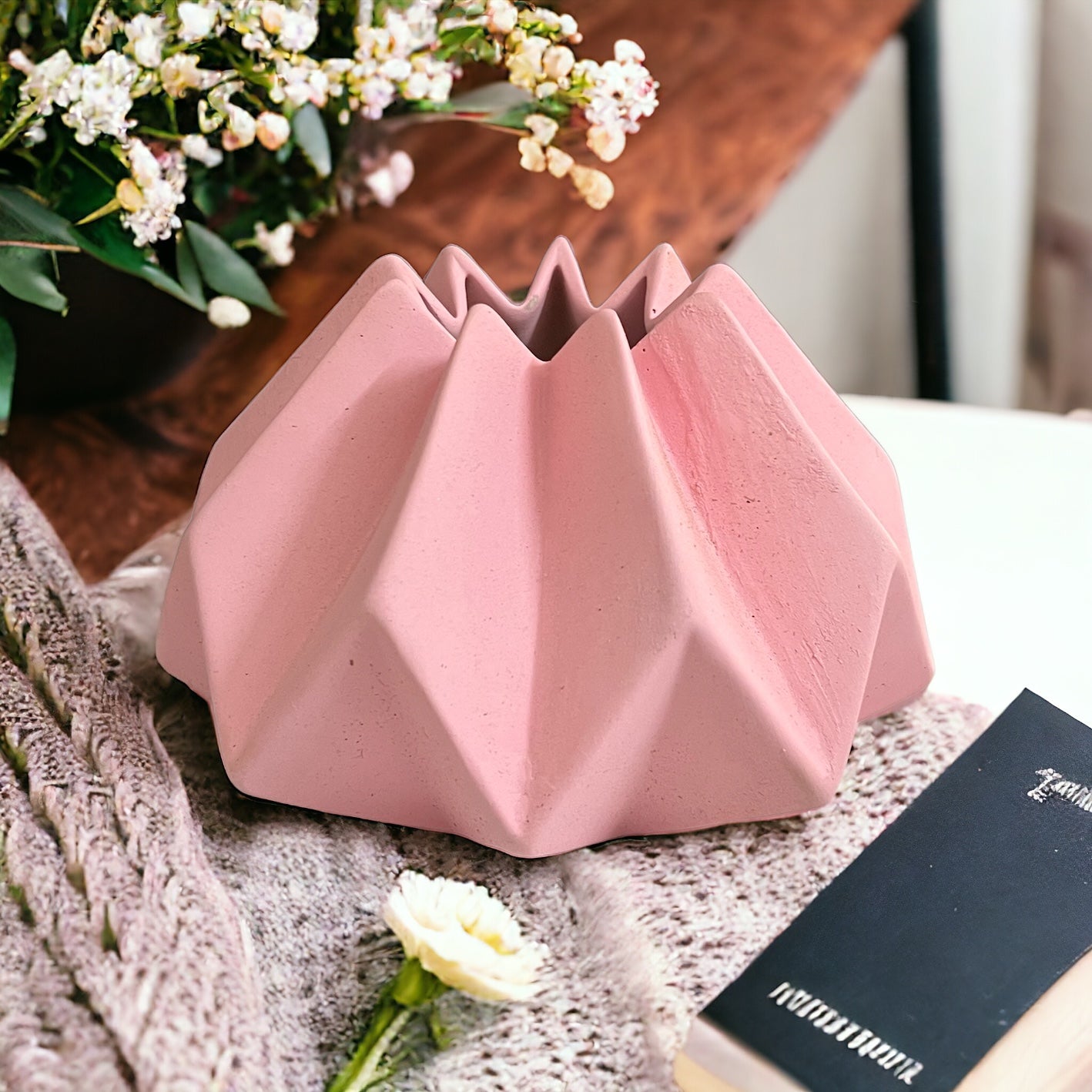 Geometric Vase - Baby Pink