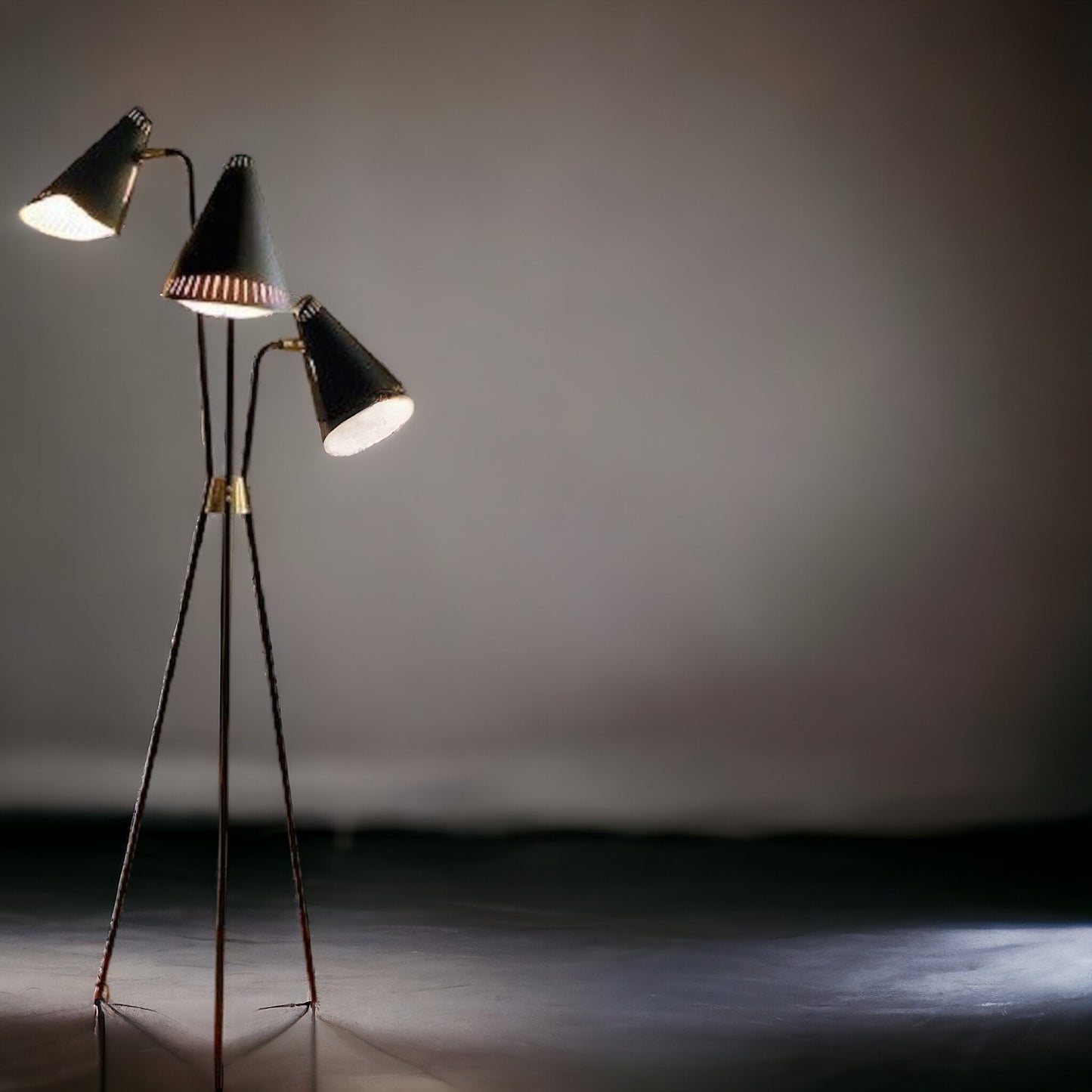 Tri-Face Iron Floor Lamp