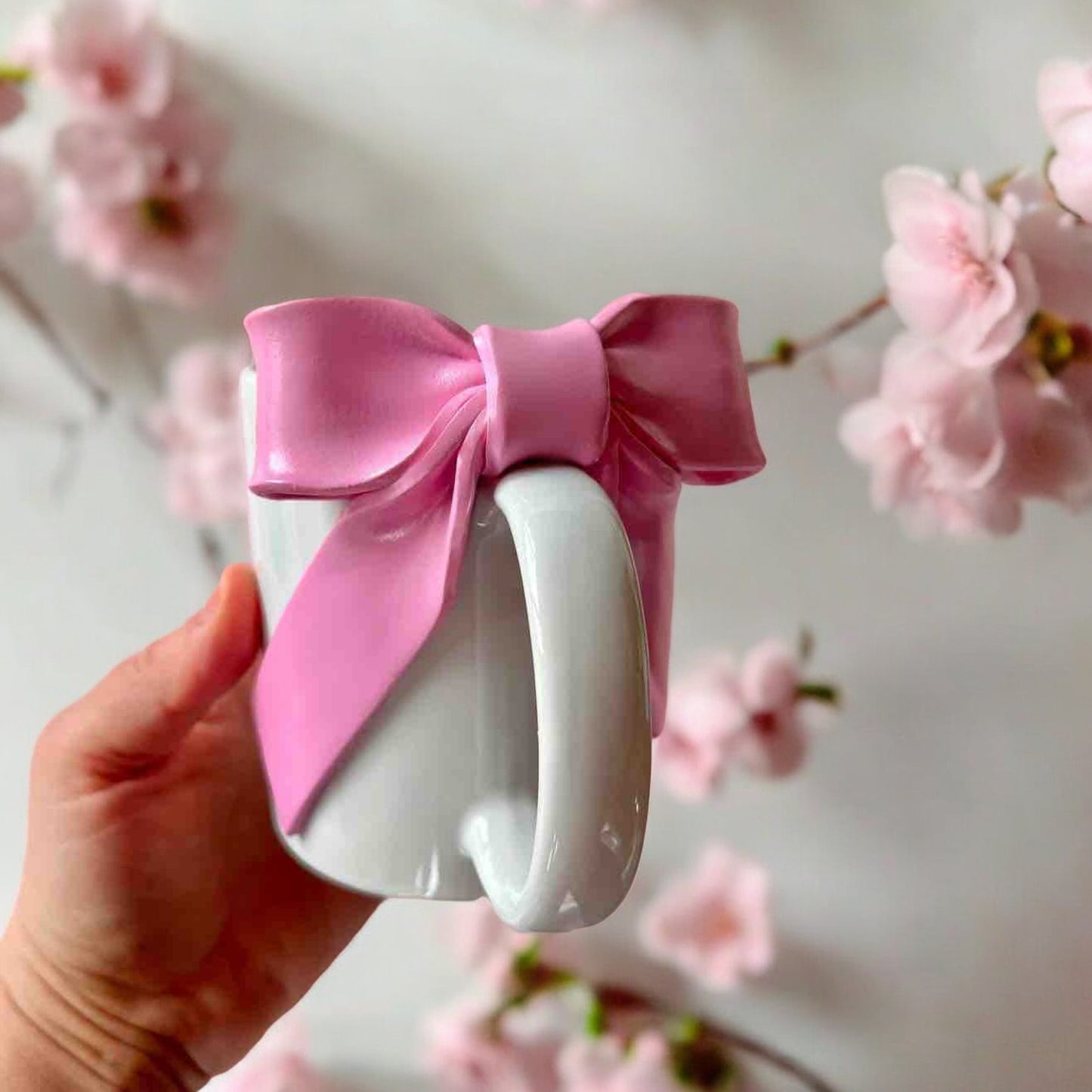 Handle Big Bow Ceramic Mug