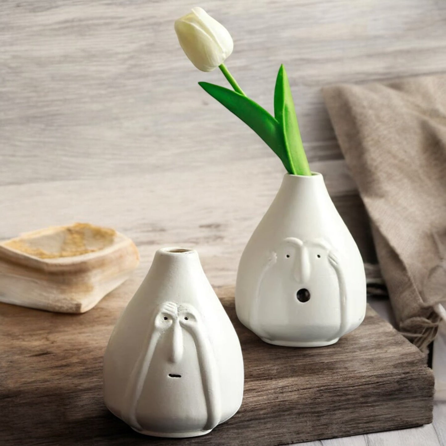 Eye-Spy Ceramic Duo Vases – Set of 2